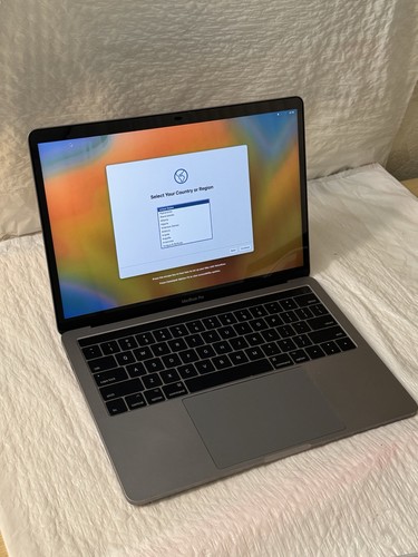 Apple macbook pro - 13”, 2017