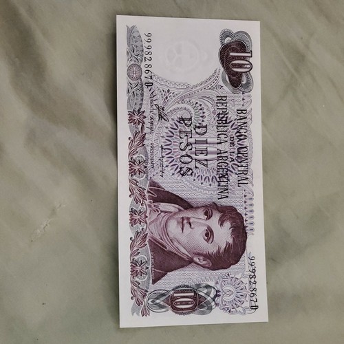 Argentina pesos nd - 10,