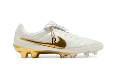 Nike Tiempo Legend SE
