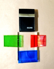 METZ : 3 FILTRI DI VARI COLORI DA APPLICARE SU VARIE TORCE DI FLASH ELETTRONICI 
