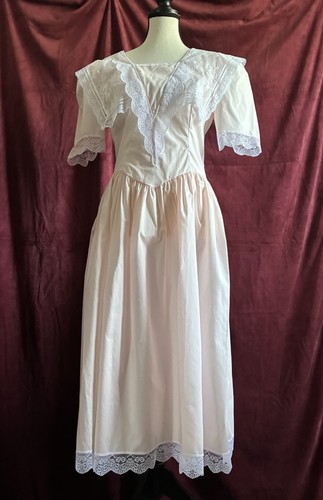 Abito rosa romantico vintage
