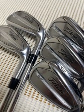 Titleist T200 Set di ferri da
