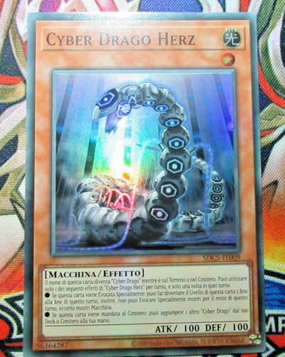 Gi oh cyber drago - yu,