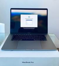 MacBook Pro 15 Intel i7 2.6 GHZ (A1990) - 16GB - 256GB SSD - Radeon Pro 555X