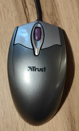 Mouse trust ami - 250, s