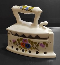 Ceramica antica di Bassano Ferro da stiro vaso soprammobile porta fiori vintage