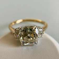 Anello di fidanzamento vecchio