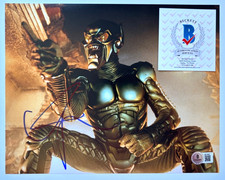 FOTO FIRMATA WILLEM DAFOE