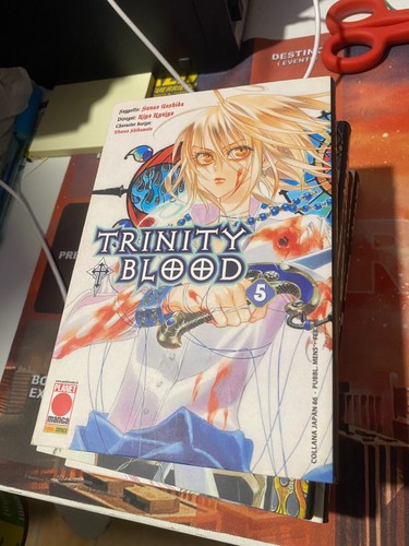 Manga trinity blood 5 - blood,