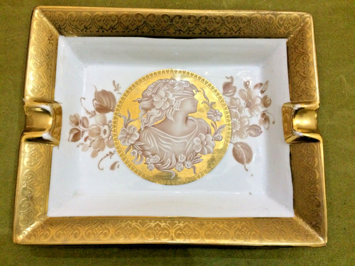 Limoges porcellana posacenere