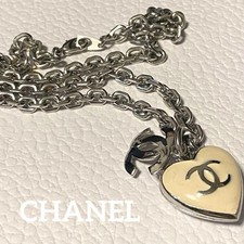 CHANEL Rara Collana Cuore