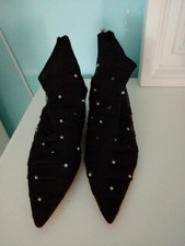 Stivaletti Zara a punta neri