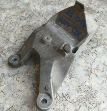 AUDI A6 2.0TDI 190CV 2017 SUPPORTO STAFFA TENUTA MOTORE LATO DESTRO RICAMBI AUTO