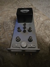YAQIN MS-12B Preamplificatore