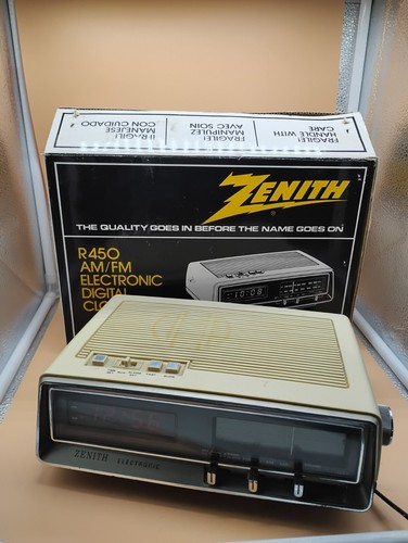 Sveglia radio zenith - fm,