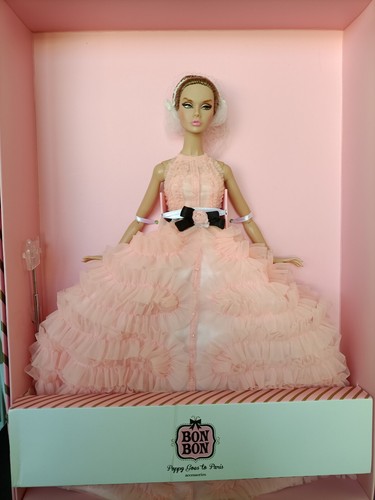 Grail fashion royalty poppy - fashion,