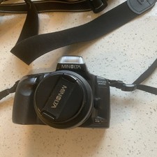 Minolta Dynax 300si fotocamera reflex pellicola 35 mm + obiettivo Minolta 35-70 mm batteria e borsa.