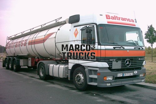 Truck photo mercedes benz - truck,