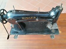 Macchina da cucire antica anni '30