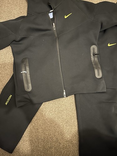 Nike nocta tech fleece nero - nike,