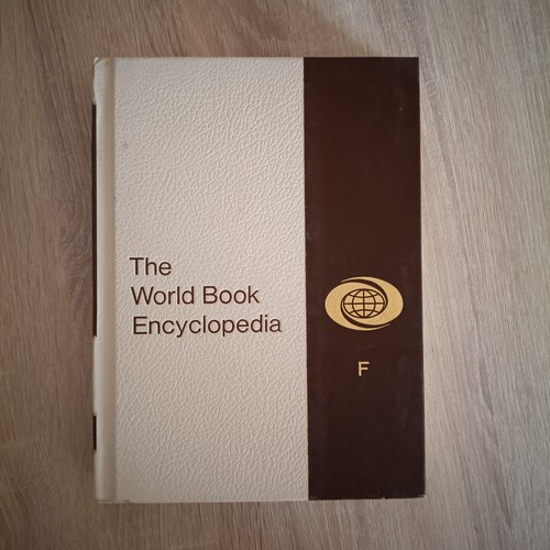 The world book - encyclopedia,