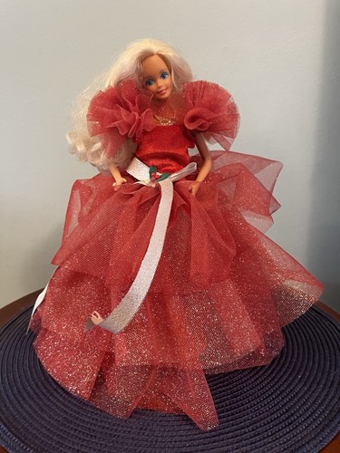 Barbie happy holidays 1988 - happy,