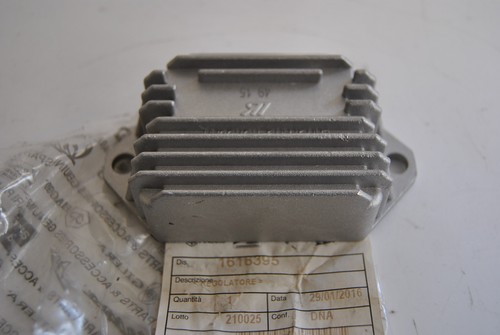 Regolatore tensione voltage - tensione,