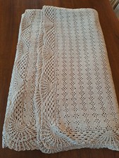 Tovaglia in Cotone Vintage Completamente Fatta a Mano ad Uncinetto