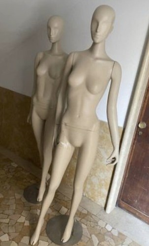 Coppia manichini donna negozio - manichini,