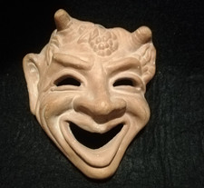 MASCHERA IN TERRACOTTA ARGILLA