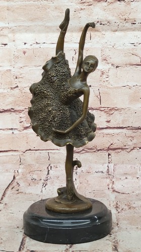Statuina bronzo europea