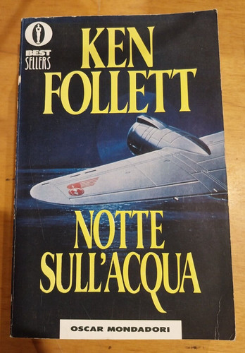 Libro romanzo notte - romanzo, sull'acqua