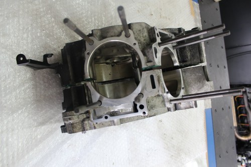 Blocco motore carter fusoliera