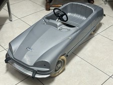 Auto A Pedali In Plastica