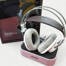 Cuffie AKG K701 classe di