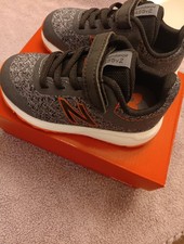 BAMBINI/NEONATI TAGLIA 6/M NEW