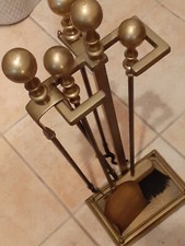set attrezzi per caminetti - 4 pezzi in ottone + supporto in perfette condizioni