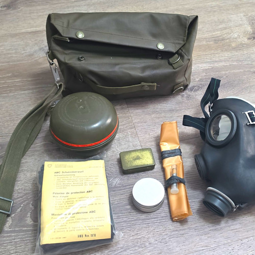 Military surplus gas - mask, set
