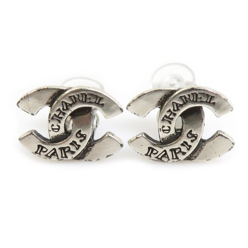 Orecchini clip con - a,