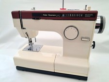 Macchina da cucire automatica