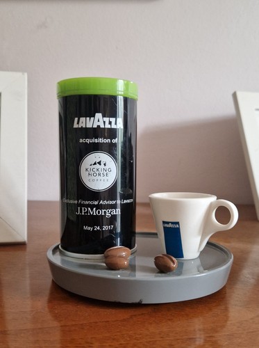 Lavazza promo model - lavazza,