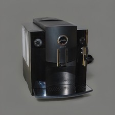 Macchina completamente automatica JURA C90 Black, tenuta benissimo, prof. revisionata ?Garanzia 25 mesi