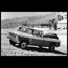 Photo A.031755 JEEP J-4000 PICKUP TRUCK 1973