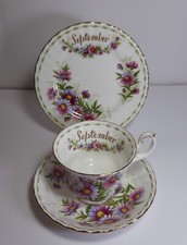 Tris Tazza Caffè + Piattino + Piatto ROYAL ALBERT Mese Settembre Fiori