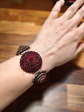 bracciale a scudi vittoriano 15 carati oro giallo e 312 granati