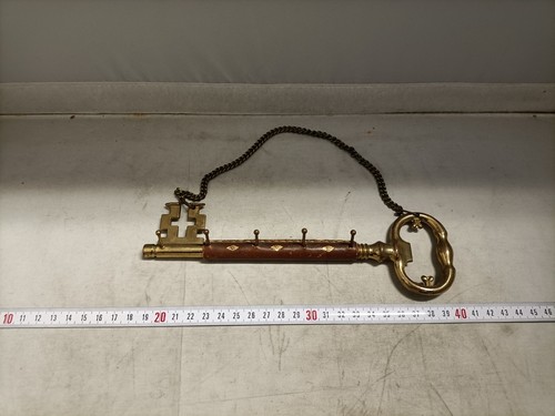 Chiave metallo porta chiavi - chiave,