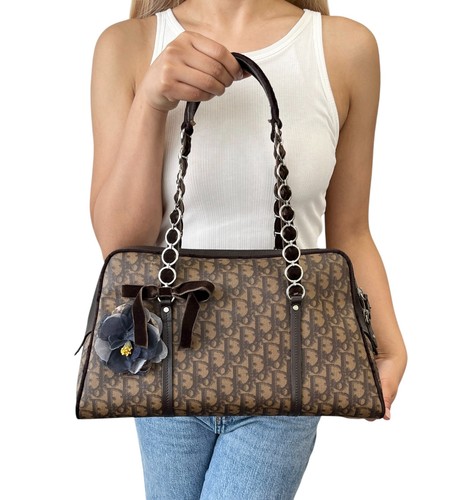 Borsa tracolla christian - a,