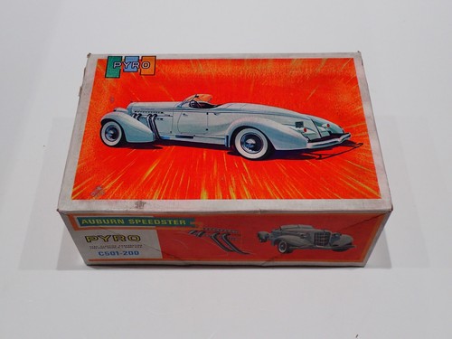Pyro auburn speedster - pyro,