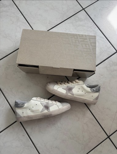 Golden goose - golden,