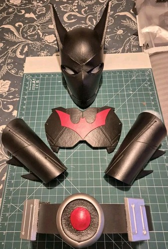 Batman beyond armour set - armour,